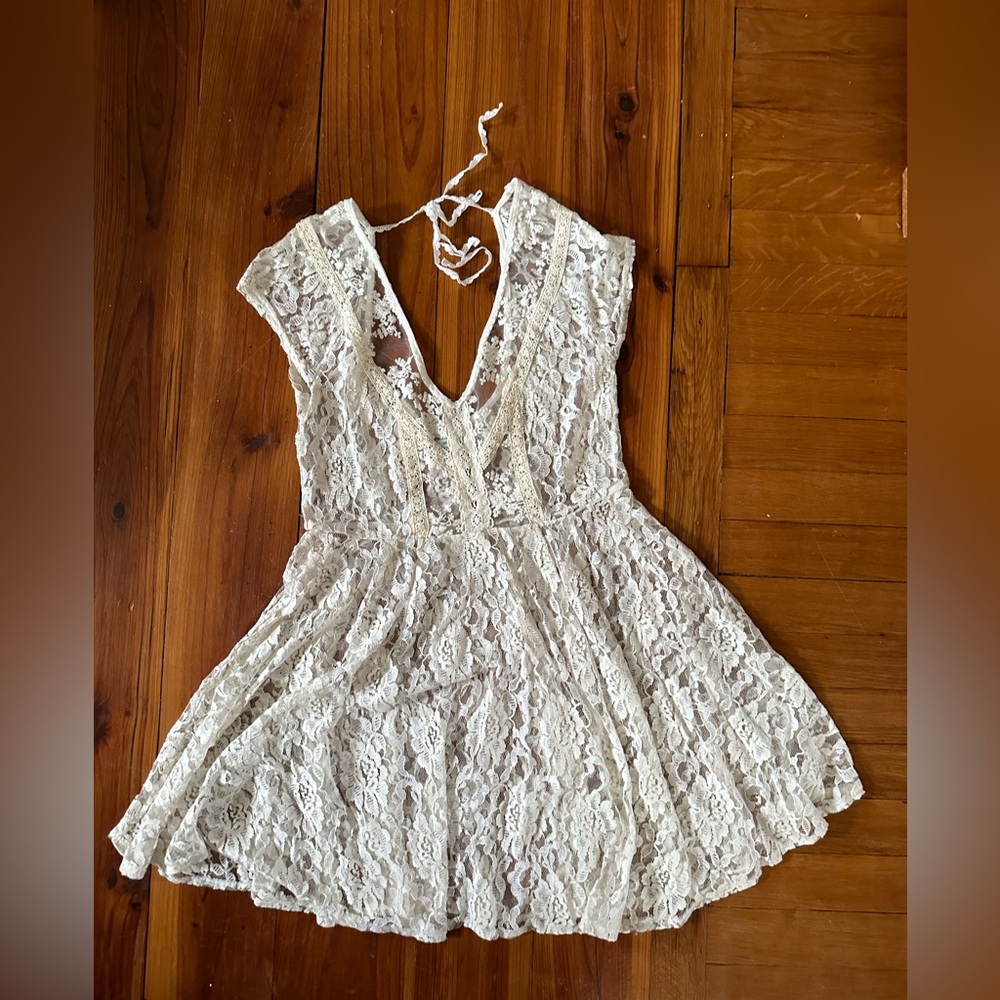 Lace KAMICHI dress size small
